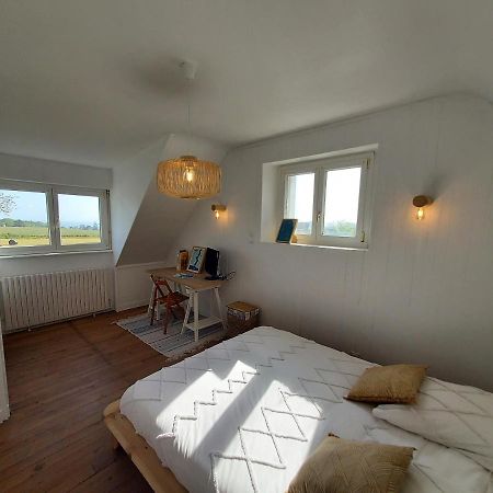 Maison Au Coeur Du Bourg, Plages A Pied Плугану Екстериор снимка